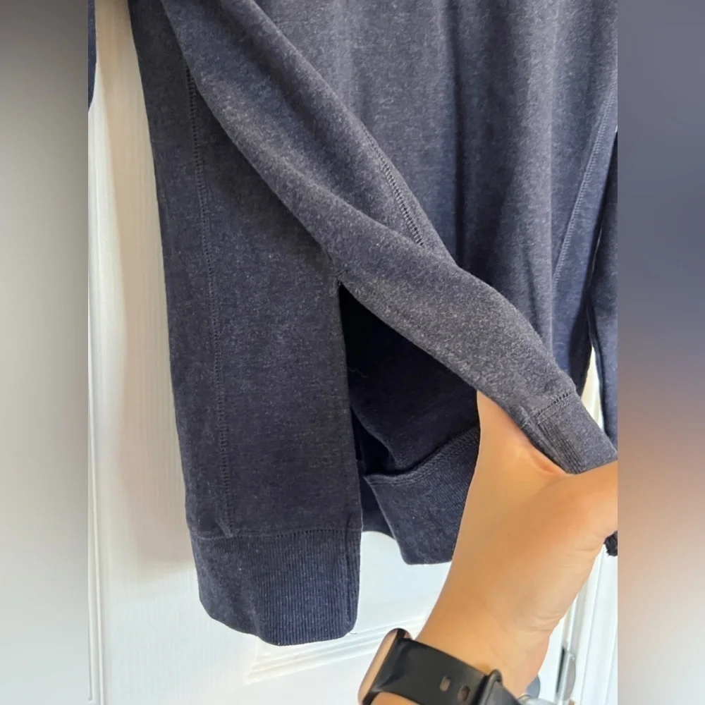 2 for $10 | WILDFOX “SOCIAL” Statement Crewneck Sweatshirt Heathered Size Medium - Picture 5 of 12